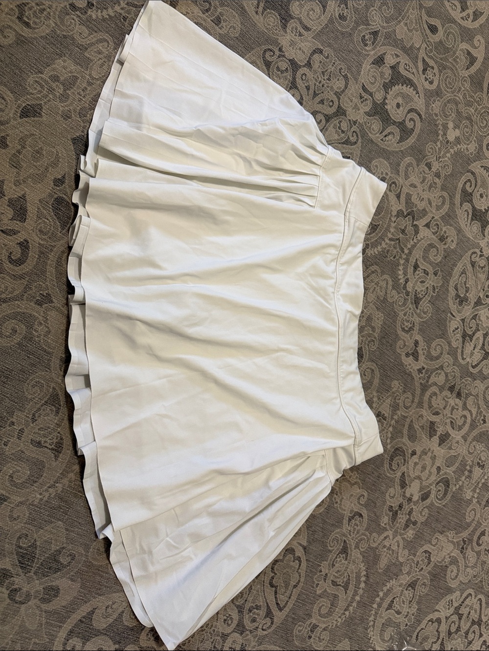 Athleta Women’s White Pleated Skort